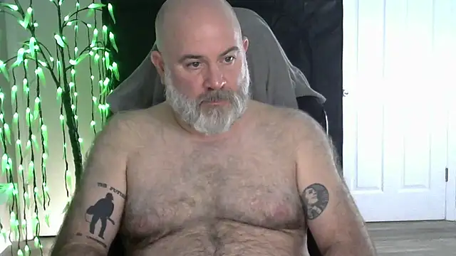 XJJ77x online show from 03-25-26, 01:11