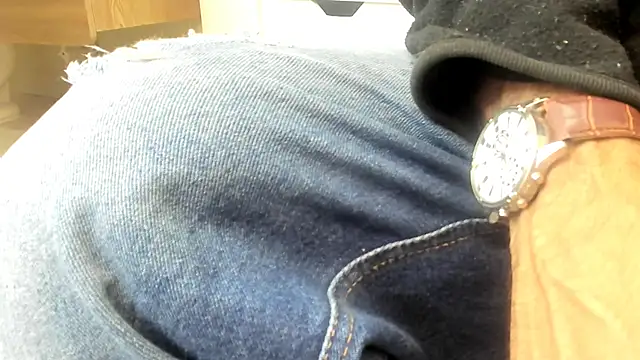 Snapshot of marc_ruffa chatting on 02-15-26, 08:05 marc ruffa online show from 02-15-26, 08:05