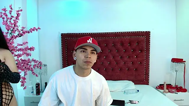 Jaden and sofia online show from 05-26-26, 03:13