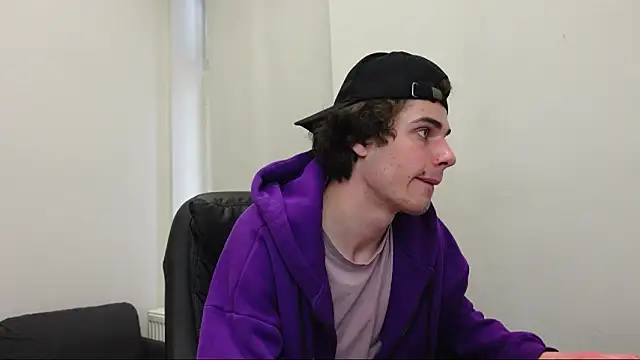 Daniel Shawnn online show from 04-02-26, 02:04