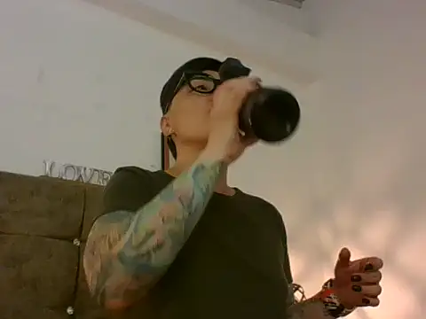 kat paradise online show from 02-05-26, 11:48