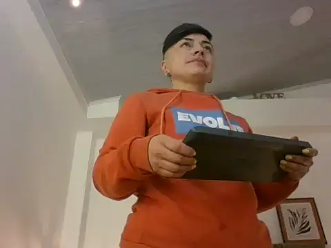 kat paradise online show from 02-20-26, 11:43