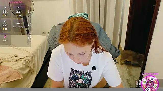Snapshot of ViktoriaSilk chatting on 06-10-26, 04:39 ViktoriaSilk online show from 06-10-26, 04:39
