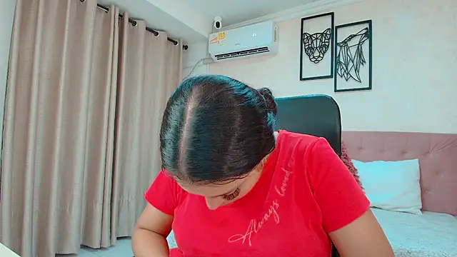 Snapshot of littlemolly_walcott chatting on 07-22-26, 10:56 littlemolly walcott online show from 07-22-26, 10:56