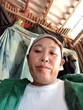 dakota-kis online show from 12-23-25, 06:11