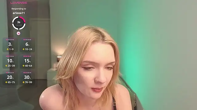 lily moony online show from 05-10-26, 11:54