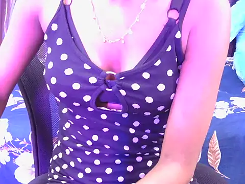 your-angel123 online show from 02-22-26, 05:51