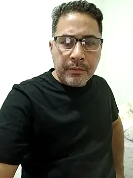 Snapshot of Piscis46 chatting on 02-17-26, 02:19 Piscis46 online show from 02-17-26, 02:19