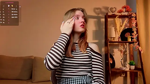 RennaHettes online show from 03-29-26, 01:05