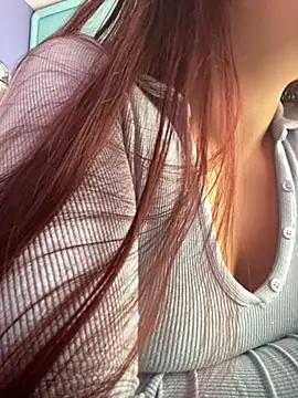 Scarlet auraa online show from 03-10-26, 08:47