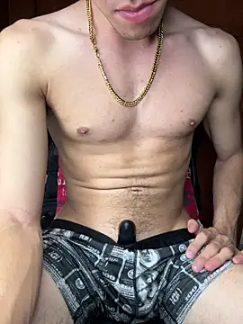 ArthurDavies  online show from 03-04-26, 08:42