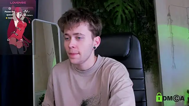 Snapshot of Tomas_Norton chatting on 03-10-26, 02:44 Tomas Norton online show from 03-10-26, 02:44