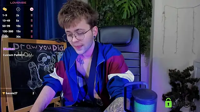 Snapshot of Tomas_Norton chatting on 03-18-26, 03:37 Tomas Norton online show from 03-18-26, 03:37