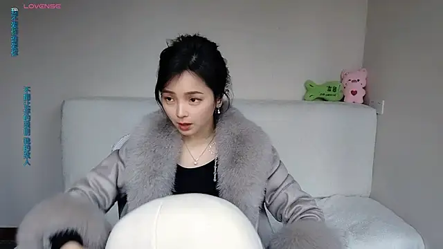 -J-o-y- online show from 01-07-26, 01:41