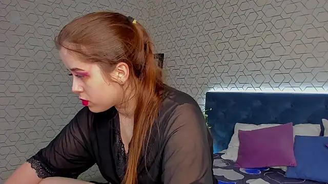 Snapshot of Soft_Lina chatting on 01-08-26, 09:33 Soft Lina online show from 01-08-26, 09:33