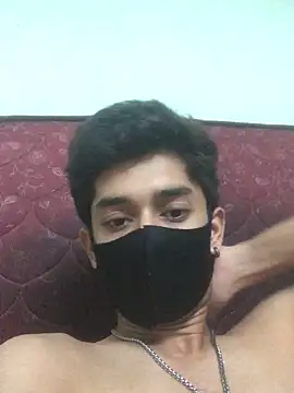 karan72819 online show from 04-01-26, 01:23