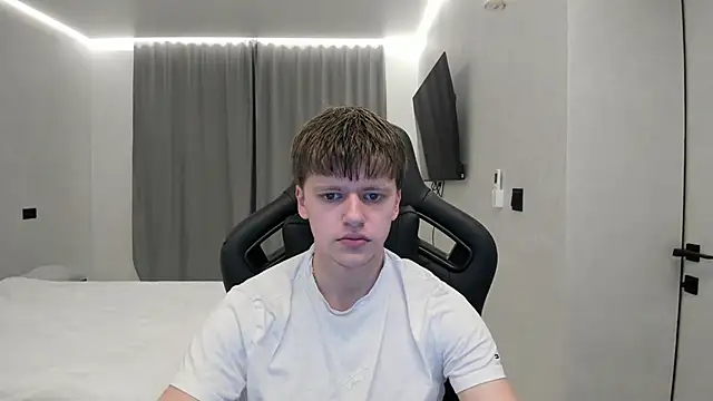 bonekoambalabu online show from 04-13-26, 06:57