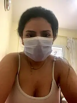 Snapshot of chafiaaa chatting on 01-14-26, 02:44 chafiaaa online show from 01-14-26, 02:44