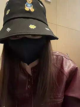 ZJbaby online show from 04-05-26, 01:19