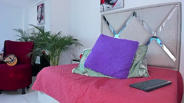 Snapshot of Liam_saint chatting on 03-09-26, 01:37 Liam saint online show from 03-09-26, 01:37