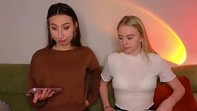 Mimipaws online show from 01-09-26, 08:21