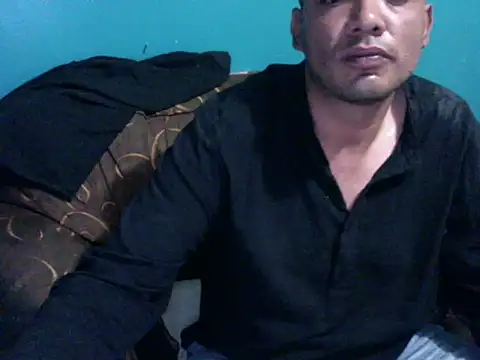 latinomoreno95 online show from 05-15-26, 11:45