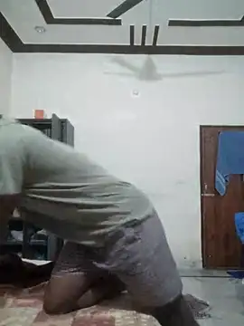 B B C 8 online show from 01-07-26, 12:07