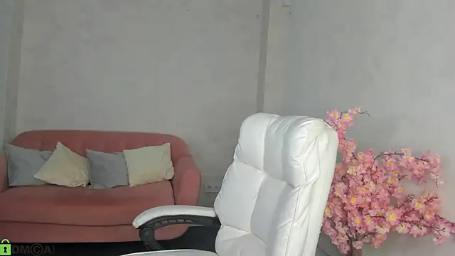 Snapshot of Marie_Hayes chatting on 05-31-26, 01:14 Marie Hayes online show from 05-31-26, 01:14