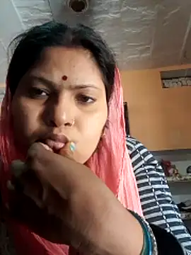 Snapshot of Punam_shekh chatting on 03-18-26, 08:06 Punam shekh online show from 03-18-26, 08:06