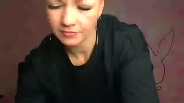 Madonna Fire online show from 03-10-26, 06:18