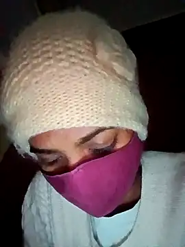 Snapshot of Namrta_cute chatting on 01-07-26, 11:34 Namrta cute online show from 01-07-26, 11:34