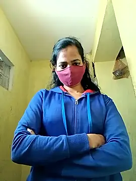 Snapshot of Namrta_cute chatting on 01-14-26, 05:13 Namrta cute online show from 01-14-26, 05:13