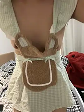 Snapshot of Zhizhi-520 chatting on 01-14-26, 06:52 Zhizhi-520 online show from 01-14-26, 06:52