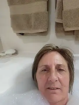 HotAzMilf online show from 01-13-26, 06:29