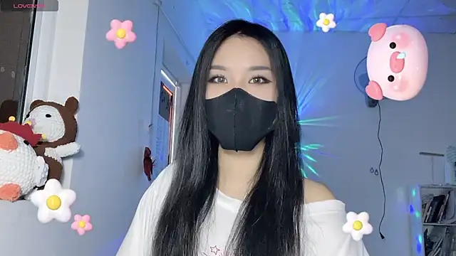 Tieu-May online show from 05-28-26, 07:38