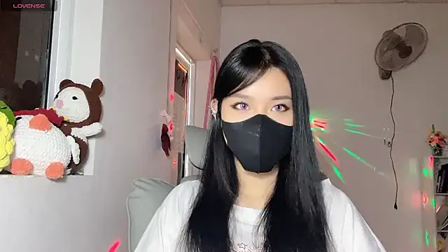 Tieu-May online show from 06-05-26, 07:36