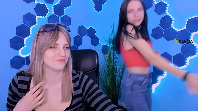 sweetie chloe  online show from 03-21-26, 08:23