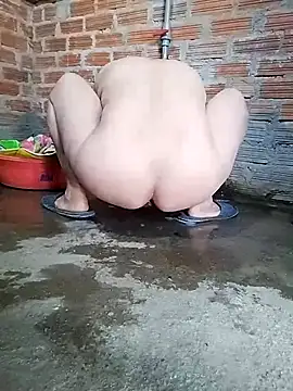 Snapshot of RinaPink chatting on 02-01-26, 04:11 RinaPink online show from 02-01-26, 04:11