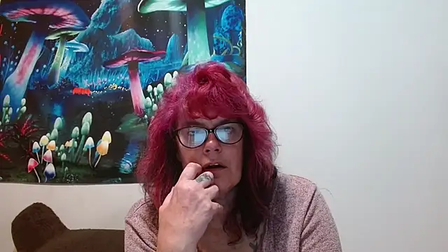 ladylavende3 online show from 10-15-25, 05:18