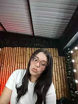 Astrid williams online show from 06-27-26, 02:05