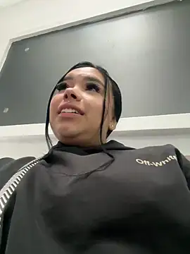 Liaevans   online show from 01-09-26, 06:21