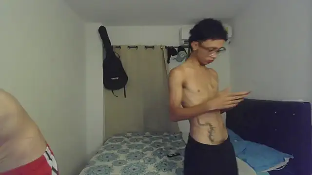 pocket loversxxx online show from 02-21-26, 07:31