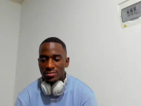 Snapshot of choppa_bbc chatting on 01-14-26, 03:56 choppa bbc online show from 01-14-26, 03:56