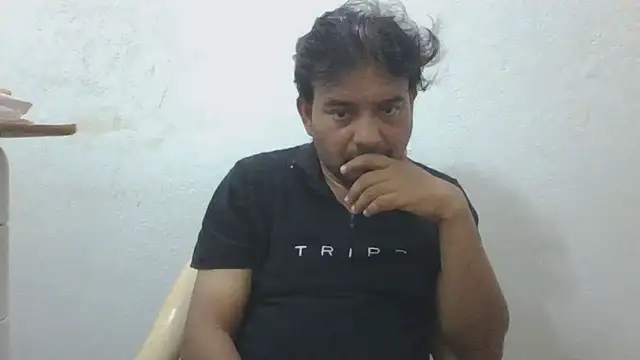 Snapshot of KUMA_500 chatting on 08-09-26, 06:18 KUMA 500 online show from 08-09-26, 06:18