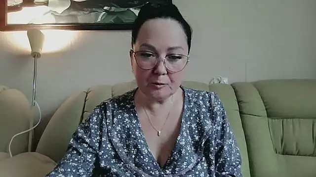 infinity loveliness online show from 06-13-26, 06:33