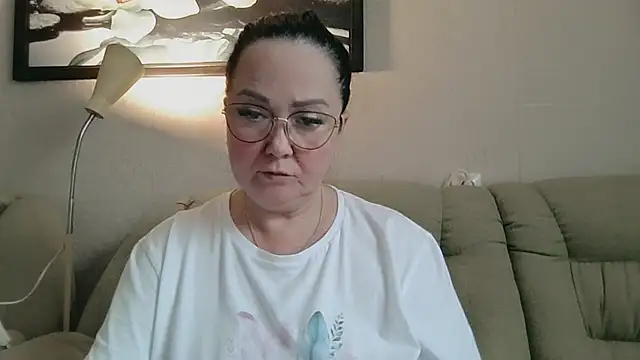 infinity loveliness online show from 06-24-26, 07:07