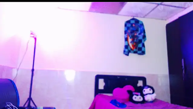 jazmin wolf online show from 02-19-26, 12:01