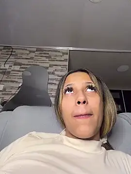 vicky bass  online show from 02-15-26, 03:36