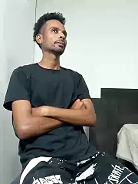 Snapshot of moreno_alpha_br chatting on 03-15-26, 08:04 moreno alpha br online show from 03-15-26, 08:04