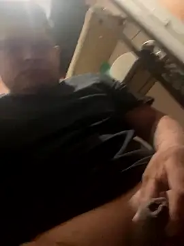 Yetusfierro online show from 01-18-26, 05:55